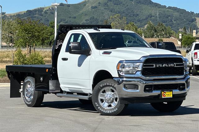 2024 RAM Ram 2500 RAM 2500 TRADESMAN REGULAR CAB 4X4 8 BOX