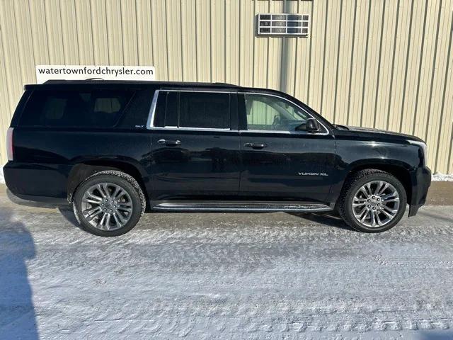 2017 GMC Yukon XL SLT