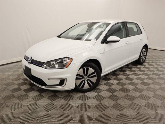 2016 Volkswagen e-Golf SE 2016 Volkswagen e-Golf SE