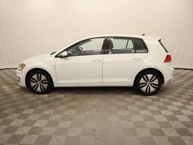 2016 Volkswagen e-Golf SE 2016 Volkswagen e-Golf SE