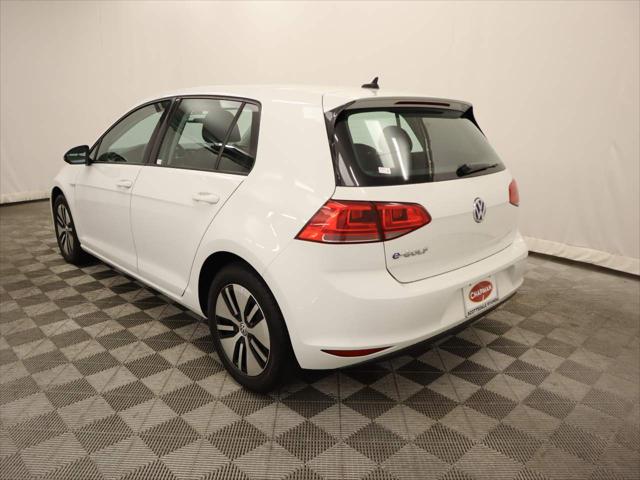 2016 Volkswagen e-Golf SE 2016 Volkswagen e-Golf SE