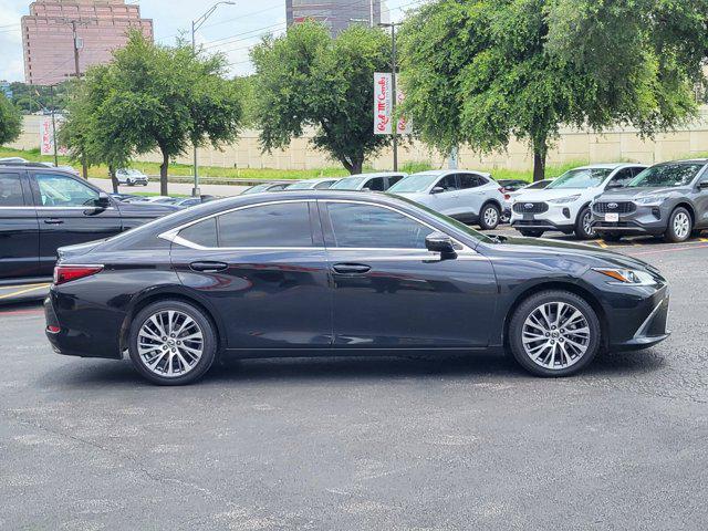 2021 Lexus ES 350 Base