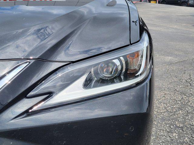 2021 Lexus ES 350 Base