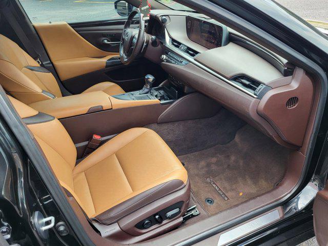 2021 Lexus ES 350 Base