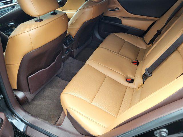 2021 Lexus ES 350 Base