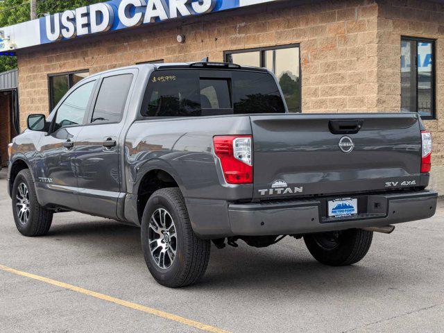 2023 Nissan Titan Crew Cab SV 4x4