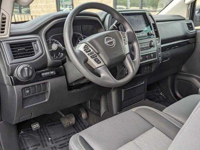 2023 Nissan Titan Crew Cab SV 4x4