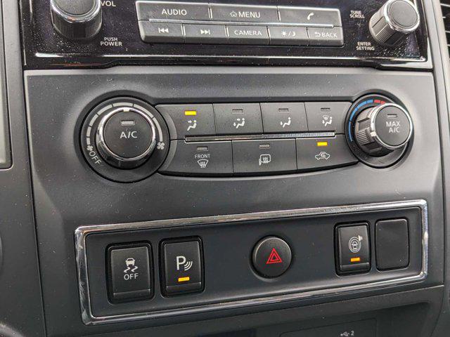 2023 Nissan Titan Crew Cab SV 4x4