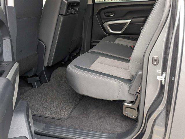 2023 Nissan Titan Crew Cab SV 4x4