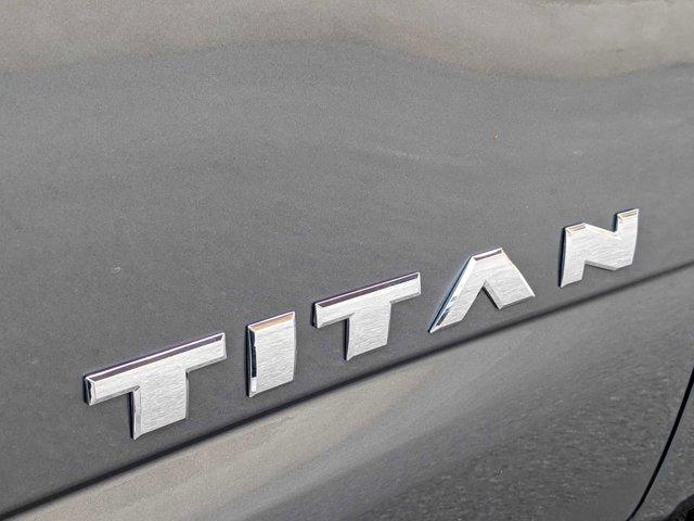 2023 Nissan Titan Crew Cab SV 4x4