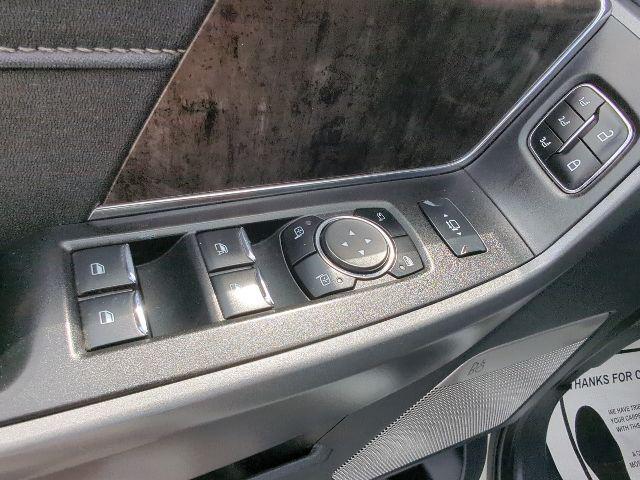2023 Ford F-350 LARIAT