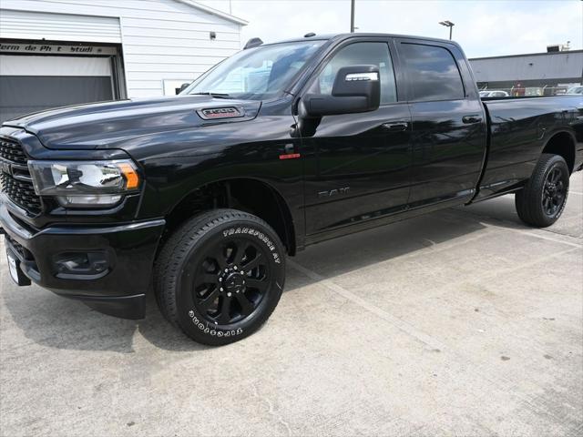 2024 RAM Ram 3500 RAM 3500 BIG HORN CREW CAB 4X4 8 BOX