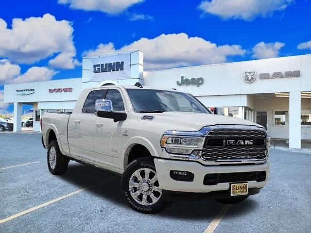 2024 RAM Ram 2500 RAM 2500 LIMITED MEGA CAB 4X4 64 BOX