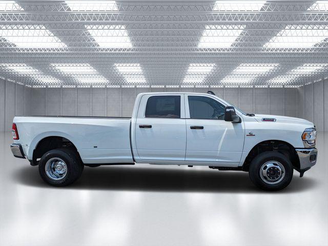 2024 RAM Ram 3500 RAM 3500 TRADESMAN CREW CAB 4X4 8 BOX