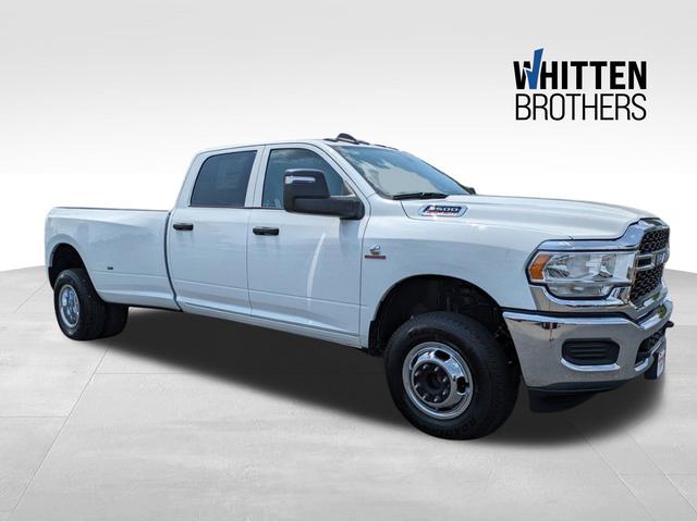 2024 RAM Ram 3500 RAM 3500 TRADESMAN CREW CAB 4X4 8 BOX