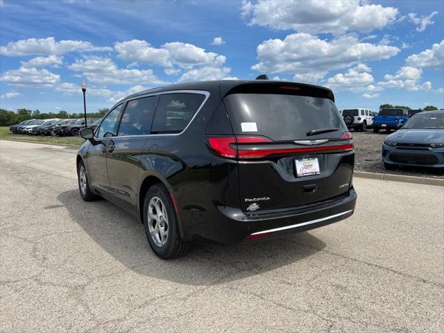 2024 Chrysler Pacifica PACIFICA LIMITED