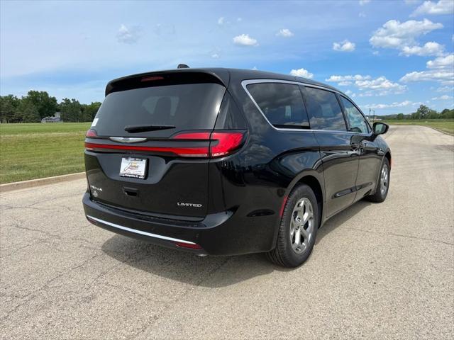 2024 Chrysler Pacifica PACIFICA LIMITED