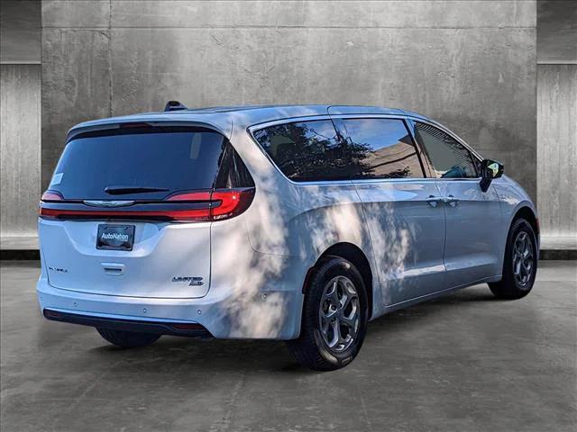 2024 Chrysler Pacifica PACIFICA LIMITED AWD