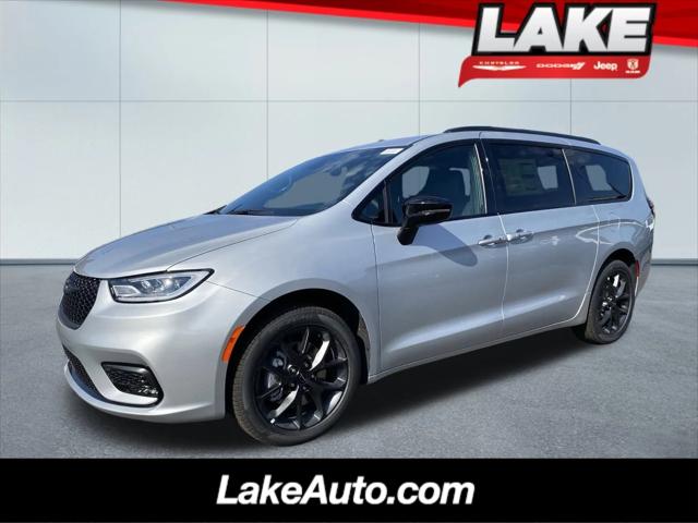 2024 Chrysler Pacifica PACIFICA LIMITED AWD