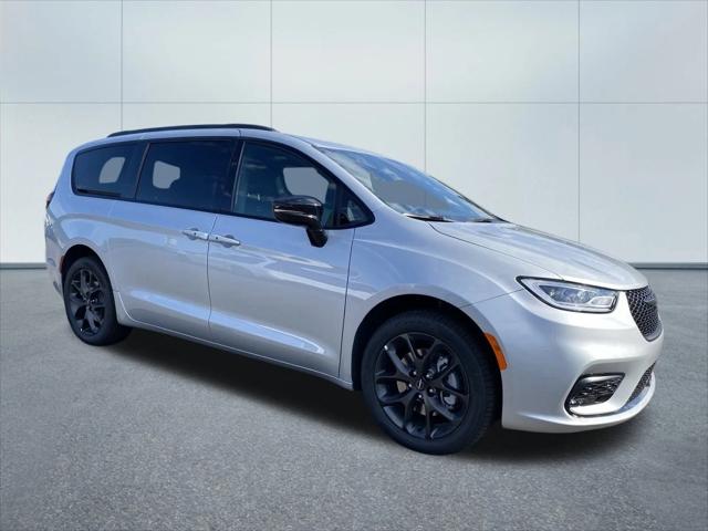 2024 Chrysler Pacifica PACIFICA LIMITED AWD