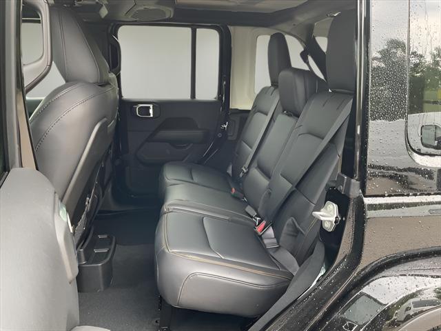 2024 Jeep Wrangler WRANGLER 4-DOOR SAHARA