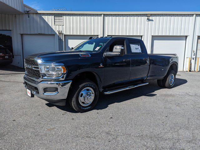 2024 RAM Ram 3500 RAM 3500 TRADESMAN CREW CAB 4X4 8 BOX