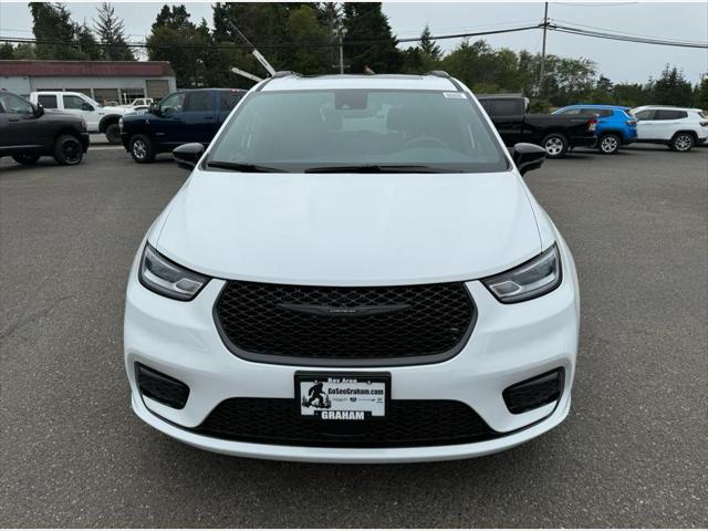 2024 Chrysler Pacifica PACIFICA TOURING L AWD