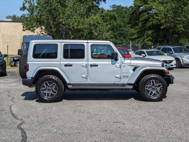 2024 Jeep Wrangler WRANGLER 4-DOOR SAHARA