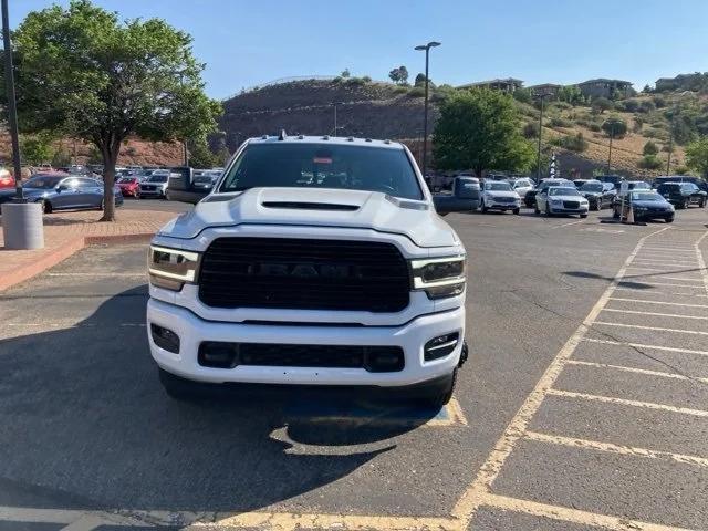 2024 RAM Ram 3500 RAM 3500 LARAMIE CREW CAB 4X4 8 BOX