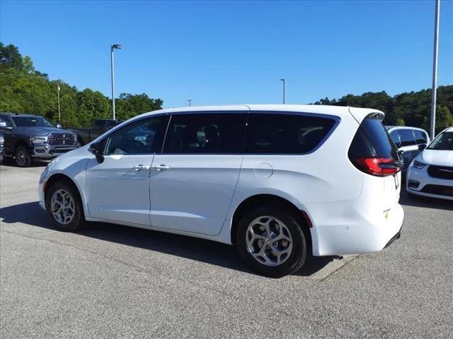 2024 Chrysler Pacifica PACIFICA LIMITED AWD