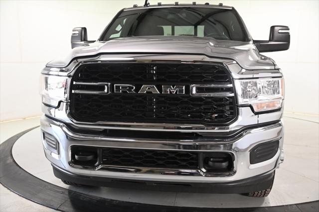 2024 RAM Ram 3500 RAM 3500 TRADESMAN CREW CAB 4X4 8 BOX