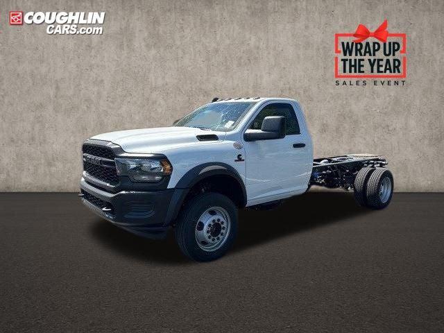 2024 RAM Ram 5500 Chassis Cab RAM 5500 TRADESMAN CHASSIS REGULAR CAB 4X4 84 CA