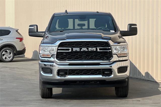 2024 RAM Ram 3500 RAM 3500 TRADESMAN CREW CAB 4X4 8 BOX