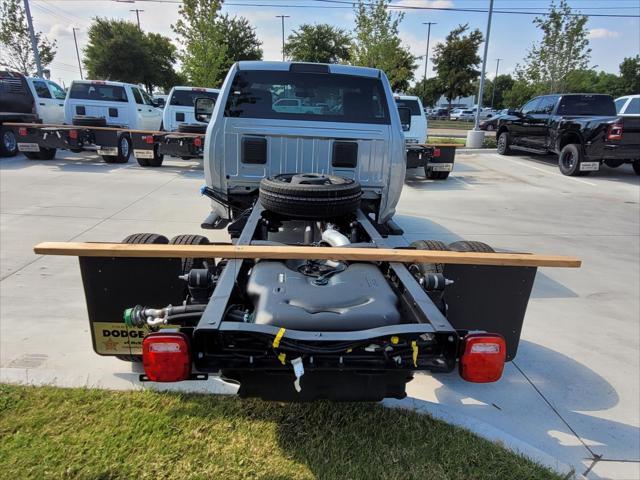 2024 RAM Ram 3500 Chassis Cab RAM 3500 TRADESMAN CHASSIS REGULAR CAB 4X4 60 CA