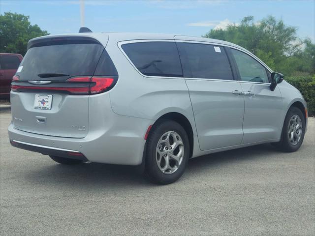 2024 Chrysler Pacifica PACIFICA LIMITED AWD