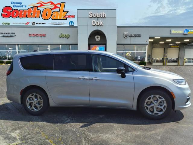 2024 Chrysler Pacifica PACIFICA LIMITED AWD