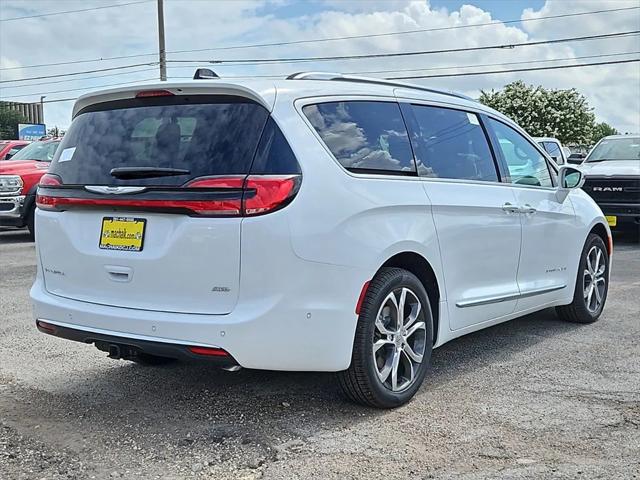 2024 Chrysler Pacifica PACIFICA PINNACLE AWD