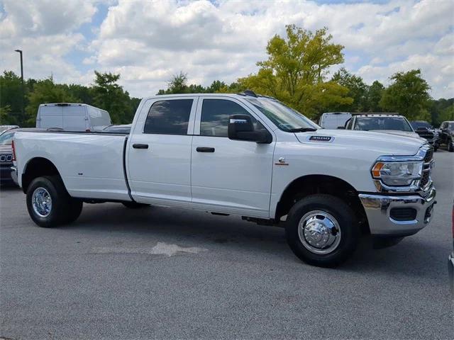 2024 RAM Ram 3500 RAM 3500 TRADESMAN CREW CAB 4X4 8 BOX