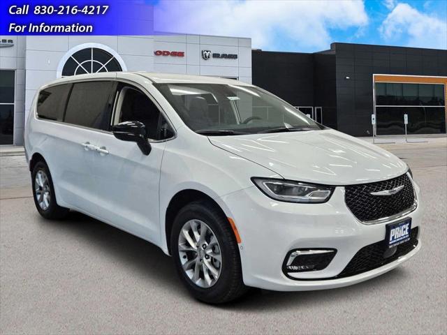 2024 Chrysler Pacifica PACIFICA TOURING L AWD