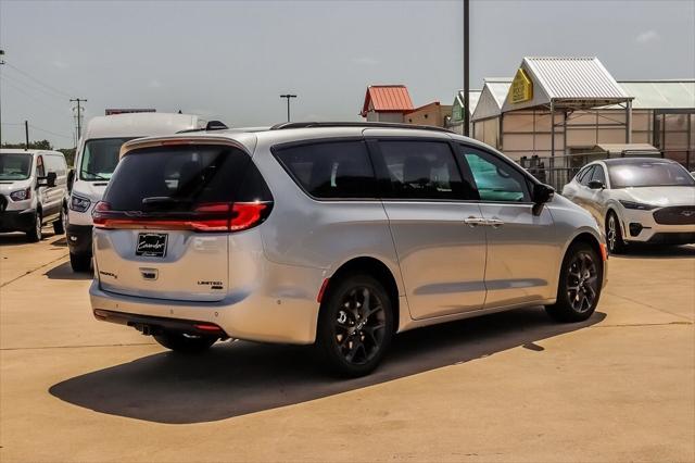 2024 Chrysler Pacifica PACIFICA LIMITED AWD