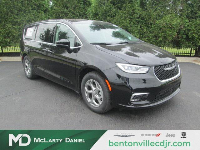 2024 Chrysler Pacifica PACIFICA LIMITED