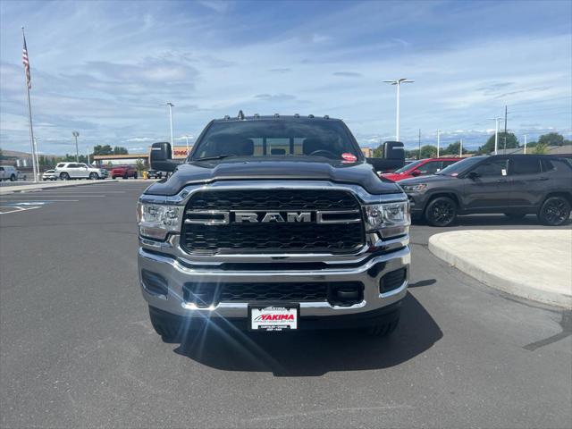 2024 RAM Ram 3500 RAM 3500 TRADESMAN CREW CAB 4X4 8 BOX