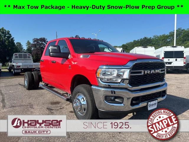 2024 RAM Ram 3500 Chassis Cab RAM 3500 TRADESMAN CREW CAB CHASSIS 4X4 60 CA