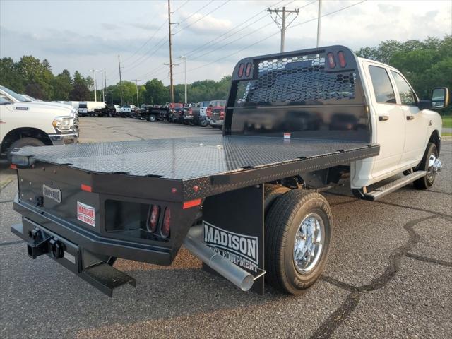 2024 RAM Ram 3500 Chassis Cab RAM 3500 TRADESMAN CREW CAB CHASSIS 4X4 60 CA
