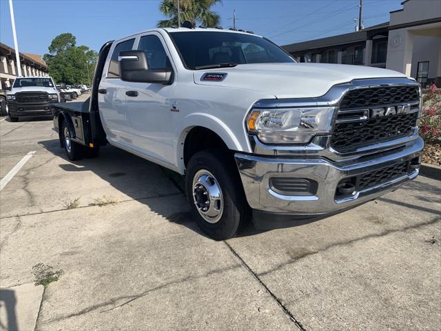 2024 RAM Ram 3500 Chassis Cab RAM 3500 TRADESMAN CREW CAB CHASSIS 4X4 60 CA