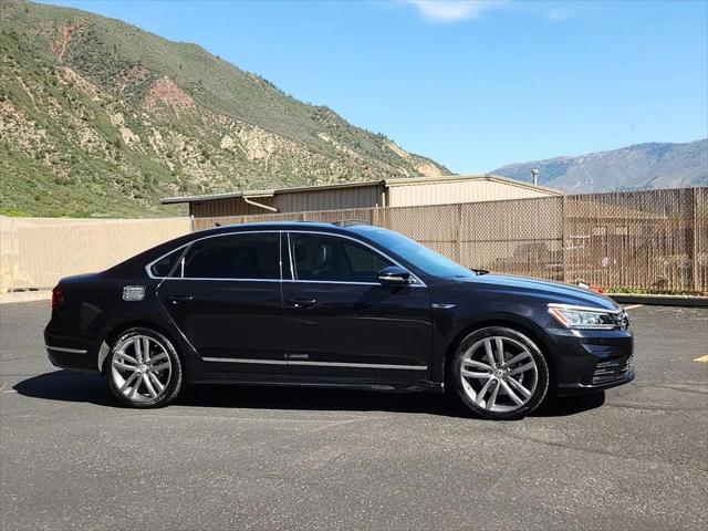 2019 Volkswagen Passat 2.0T SE R-Line