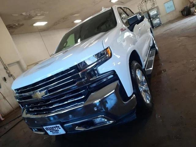 2020 Chevrolet Silverado 1500 4WD Crew Cab Short Bed LTZ 2020 Chevrolet Silverado 1500 4WD Crew Cab Short Bed LTZ