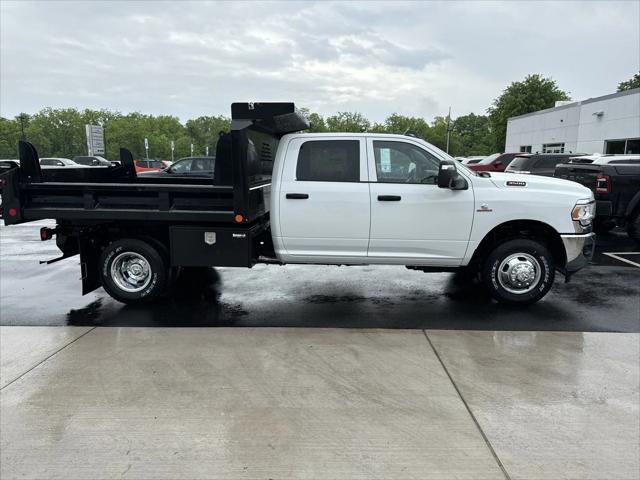 2024 RAM Ram 3500 Chassis Cab RAM 3500 TRADESMAN CREW CAB CHASSIS 4X4 60 CA