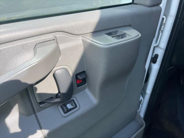 2016 Chevrolet Express LT