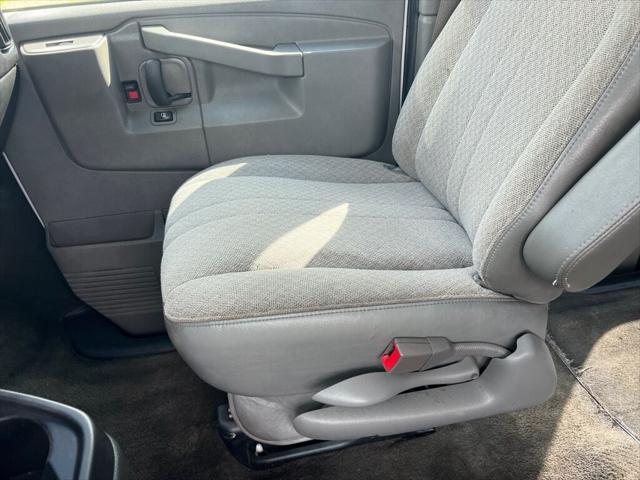 2016 Chevrolet Express LT